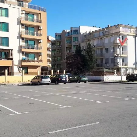 кънтри-лариса Apartment *