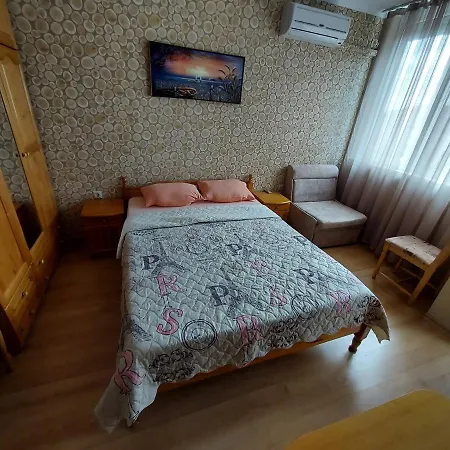 кънтри-лариса アパート *