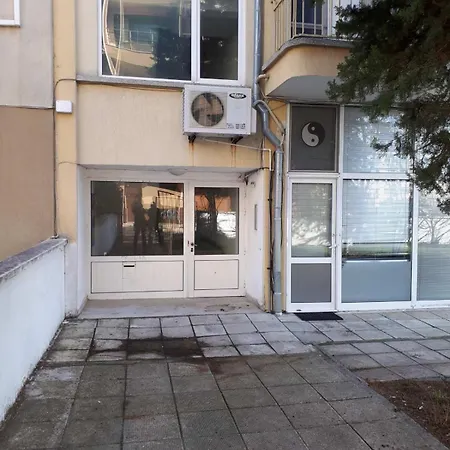 кънтри-лариса Apartment